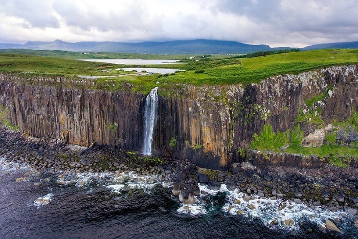 Khám phá vẻ đẹp siêu thực trên hòn đảo Skye Scotland
