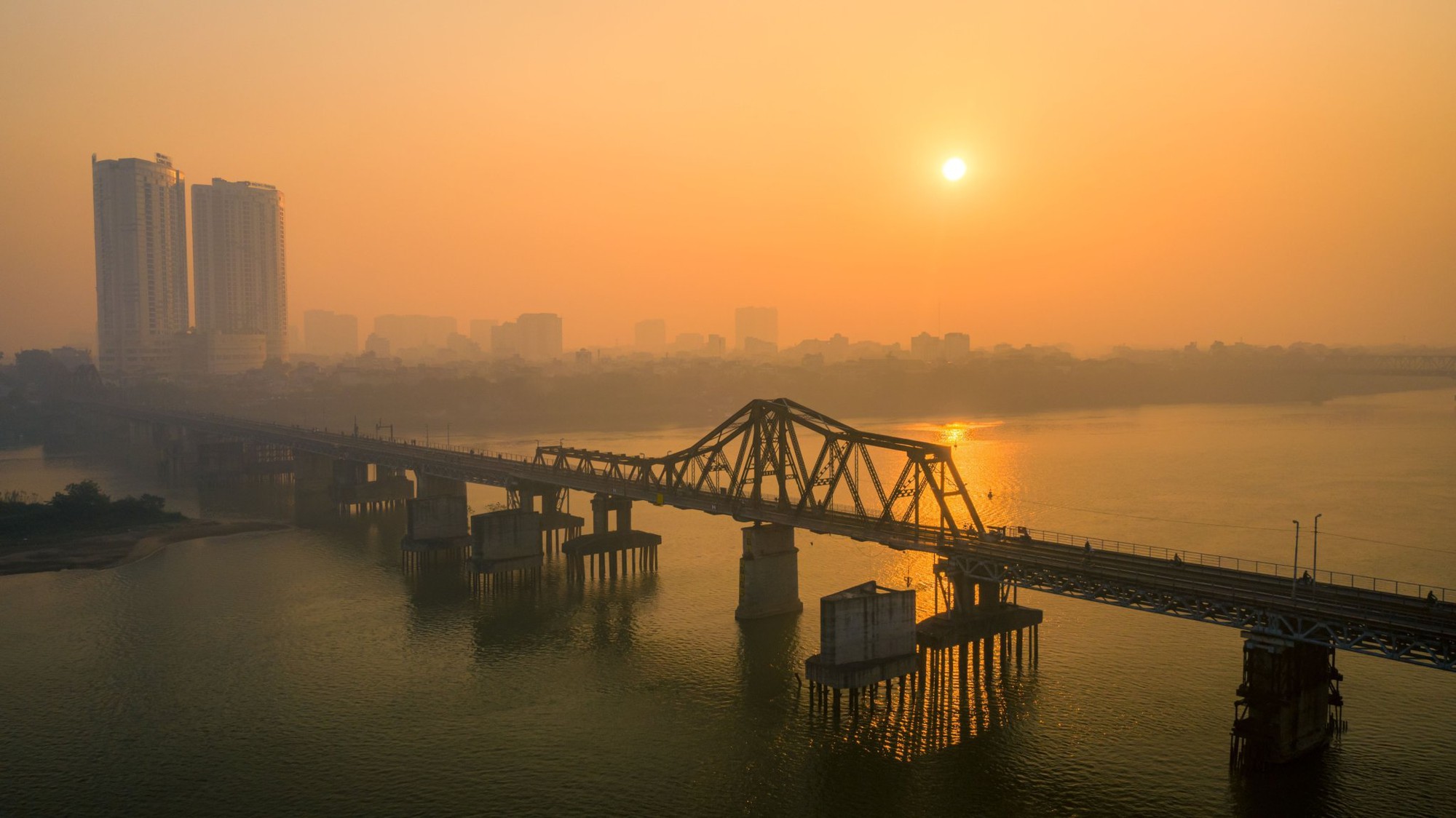Cầu Long Biên