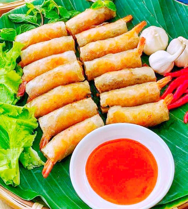 Chả ram tôm đất không chỉ ngon về vị mà còn có màu sắc bắt mắt. Ảnh: MINH PHÚC