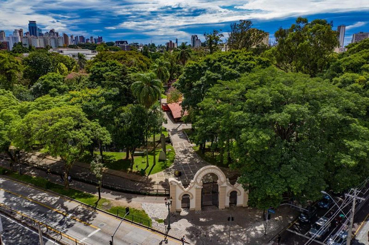 Một khu phố ở ở Curitiba, Brazil