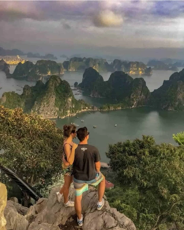 Vẻ đẹp tuyệt vời của Hạ Long.
