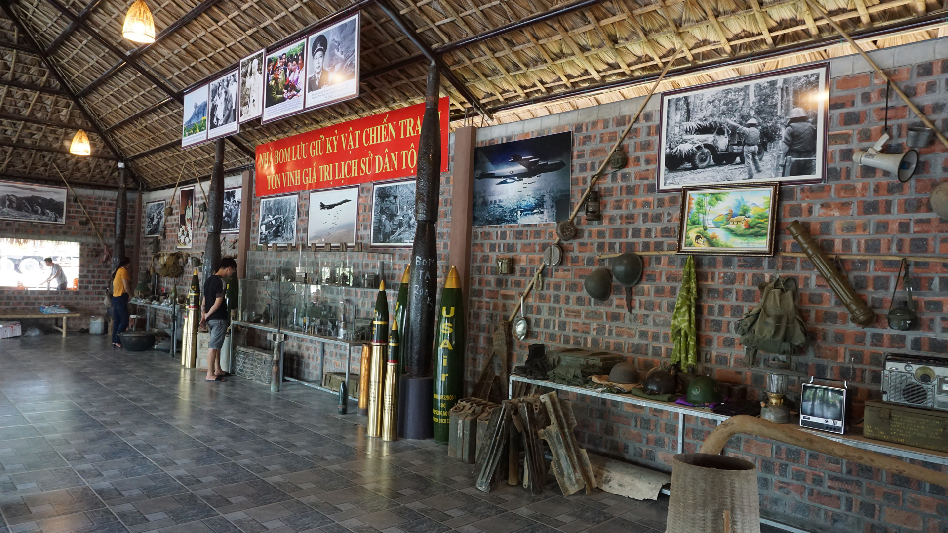 Ngôi nhà bom mang tên Ký ức Trường Sơn