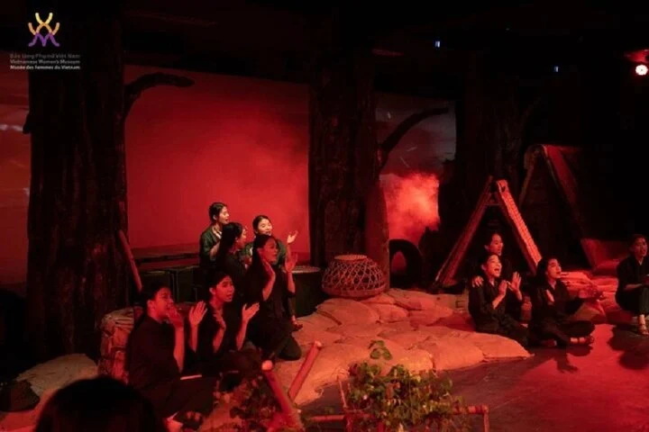 Chương trình Huyền Thoại Tuổi Thanh Xuân.