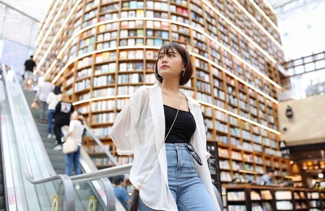 Thư viện Starfield: Thiên đường sách hiện đại
