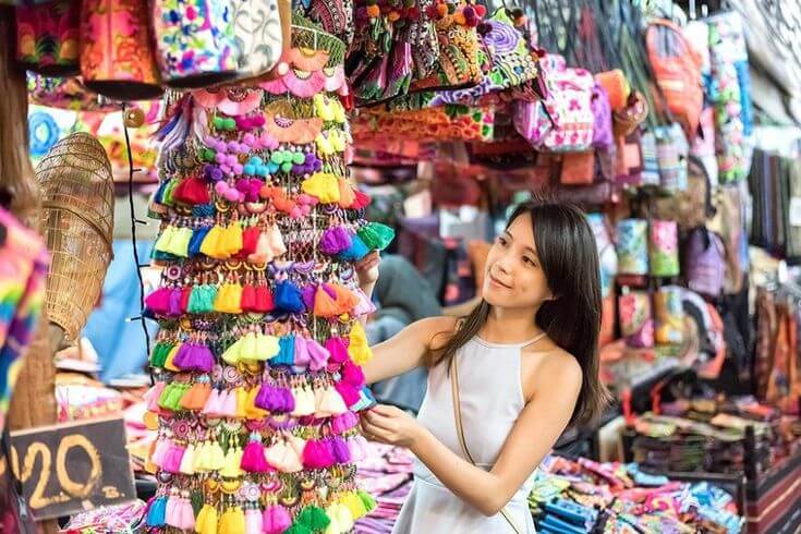 Băng Cốc là thủ đô và đồng thời là thành phố đông dân nhất của Thái Lan.