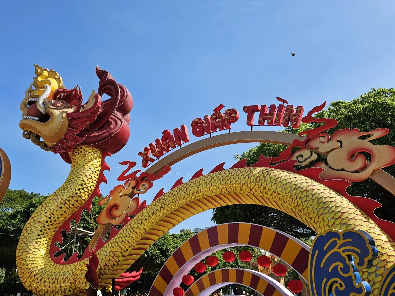 Linh vật rồng ở Công viên Quang Trung - Bãi Trước