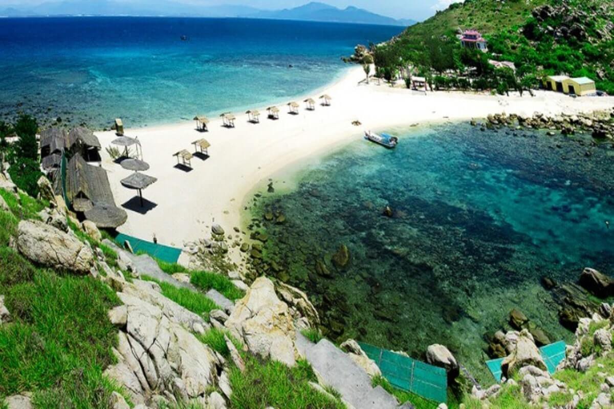 Đảo Yến Khánh Hòa