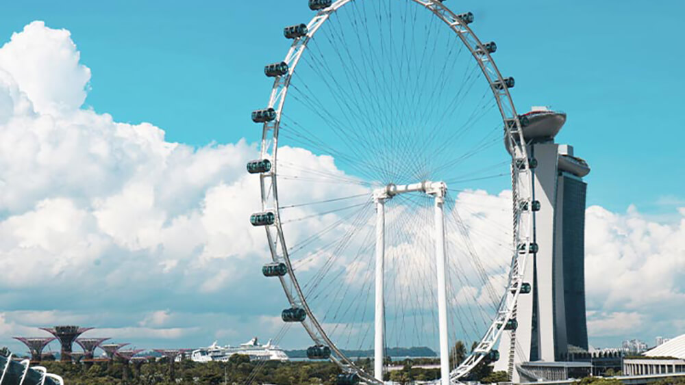 Vòng quay Singapore cao 165 m. Ảnh: STB