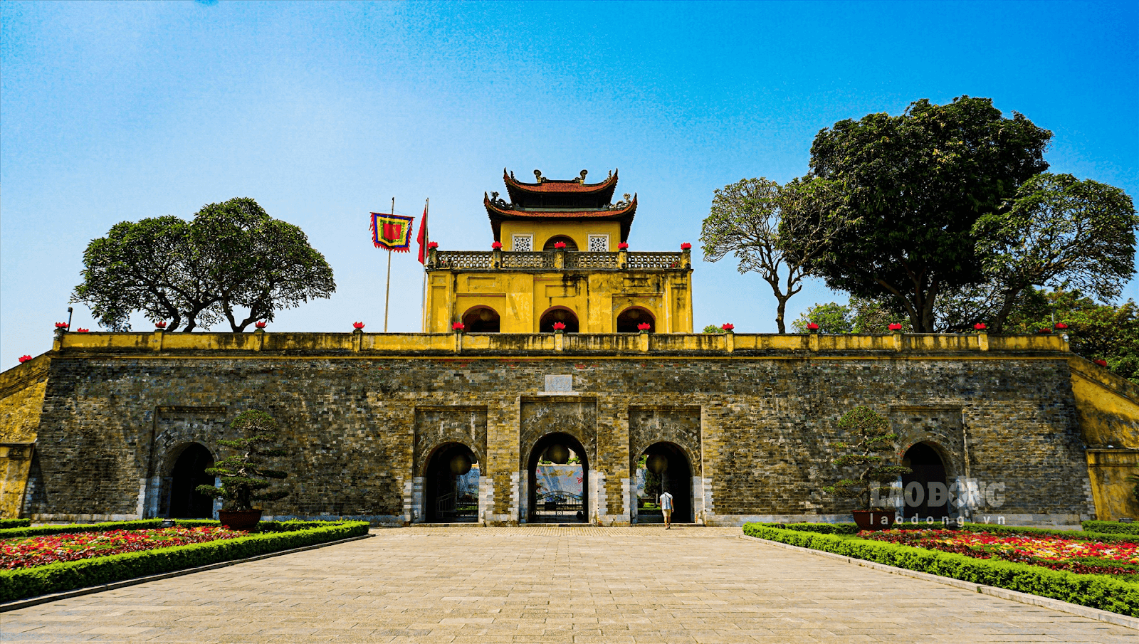 Nhà Thờ Lớn Hà Nội không chỉ là một biểu tượng tôn giáo mà còn là một điểm du lịch văn hóa không thể bỏ qua khi đến thăm thủ đô Hà Nội. 