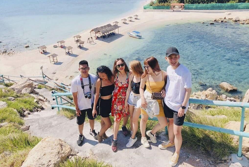 Đến với thiên đường du lịch biển này, bạn sẽ được hòa mình trong không khí trong lành, sảng khoái, lý tưởng cho cả người lớn và trẻ nhỏ.