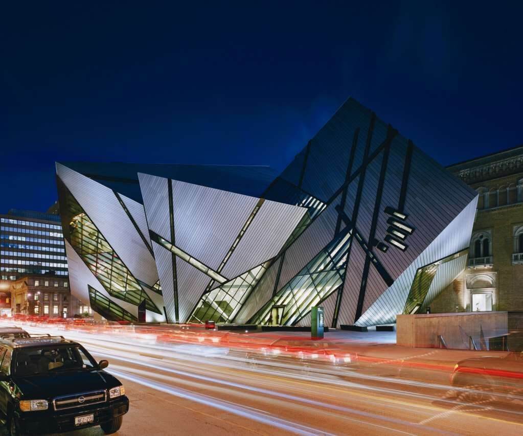 Bảo tàng Hoàng gia Ontario, tọa lạc tại Toronto, Ontario, Canada, là một bảo tàng nghệ thuật, văn hóa thế giới và lịch sử tự nhiên.