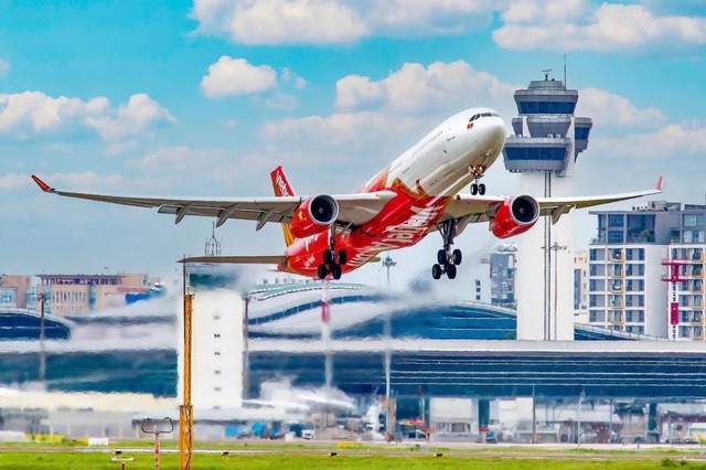 Vietjet mở bán thêm vé trên nhiều đường bay du lịch nội địa đến và đi từ TP.HCM, Hà Nội, Đà Nẵng, Nha Trang, Phú Quốc, Huế…