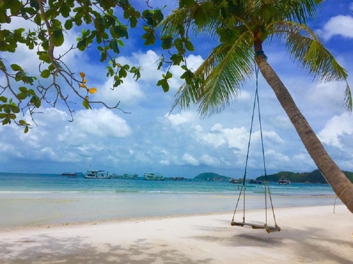 Bãi Sao được mệnh danh là bãi biển quyến rũ nhất Phú Quốc.