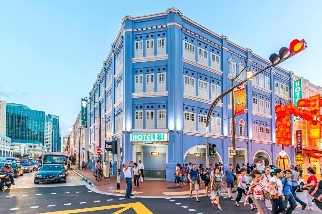 Hotel 81 Chinatown nổi tiếng ở khu phố người Hoa.