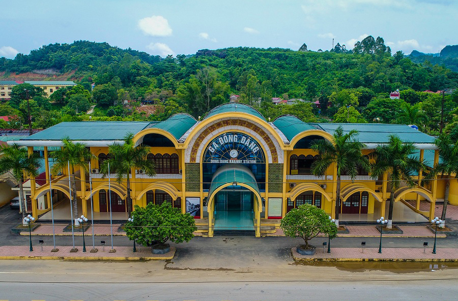 Ga Đồng Đăng.